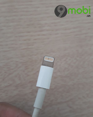 khac phuc iphone xs xs max gap loi khong nhan sac 2