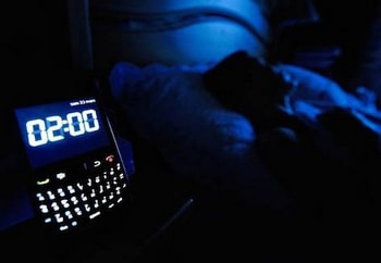 Sai lầm khi sạc pin cho Smartphone Sai lam khi sac pin cho smartphone
