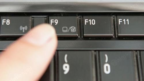 sua loi laptop khong nhan chuot ban phim 2
