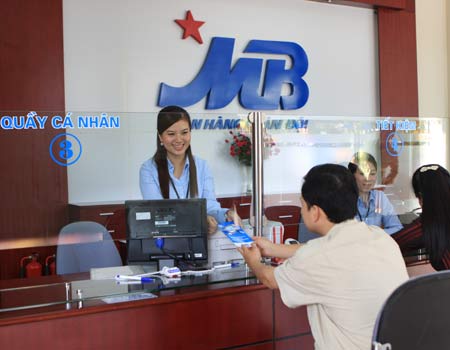 thoi gian mo cua ngan hang tmcp quan doi vn