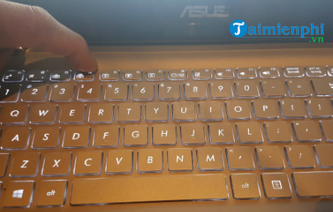 Cách bật đèn bàn phím Laptop Asus
