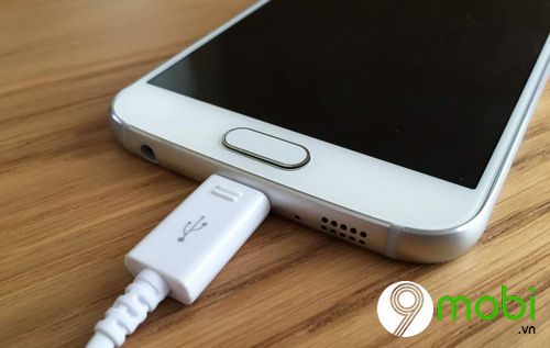meo mo dien thoai android khi bi hong nut nguon 2